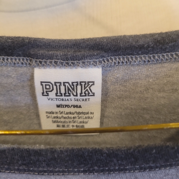 👚EUC~VICTORIA SECRET "PINK" CAMO TEE - Picture 3 of 3